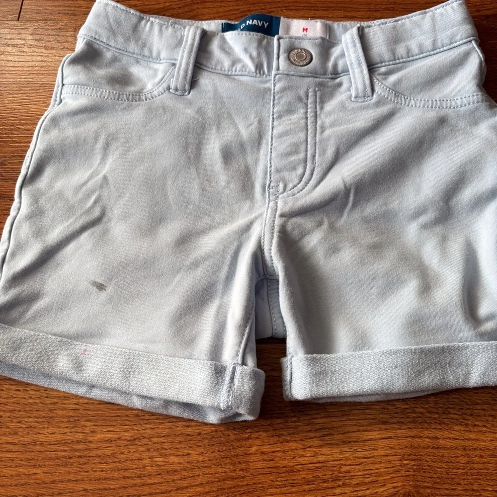 Old Navy Girls' Light Blue Rolled-Hem Shorts in size M